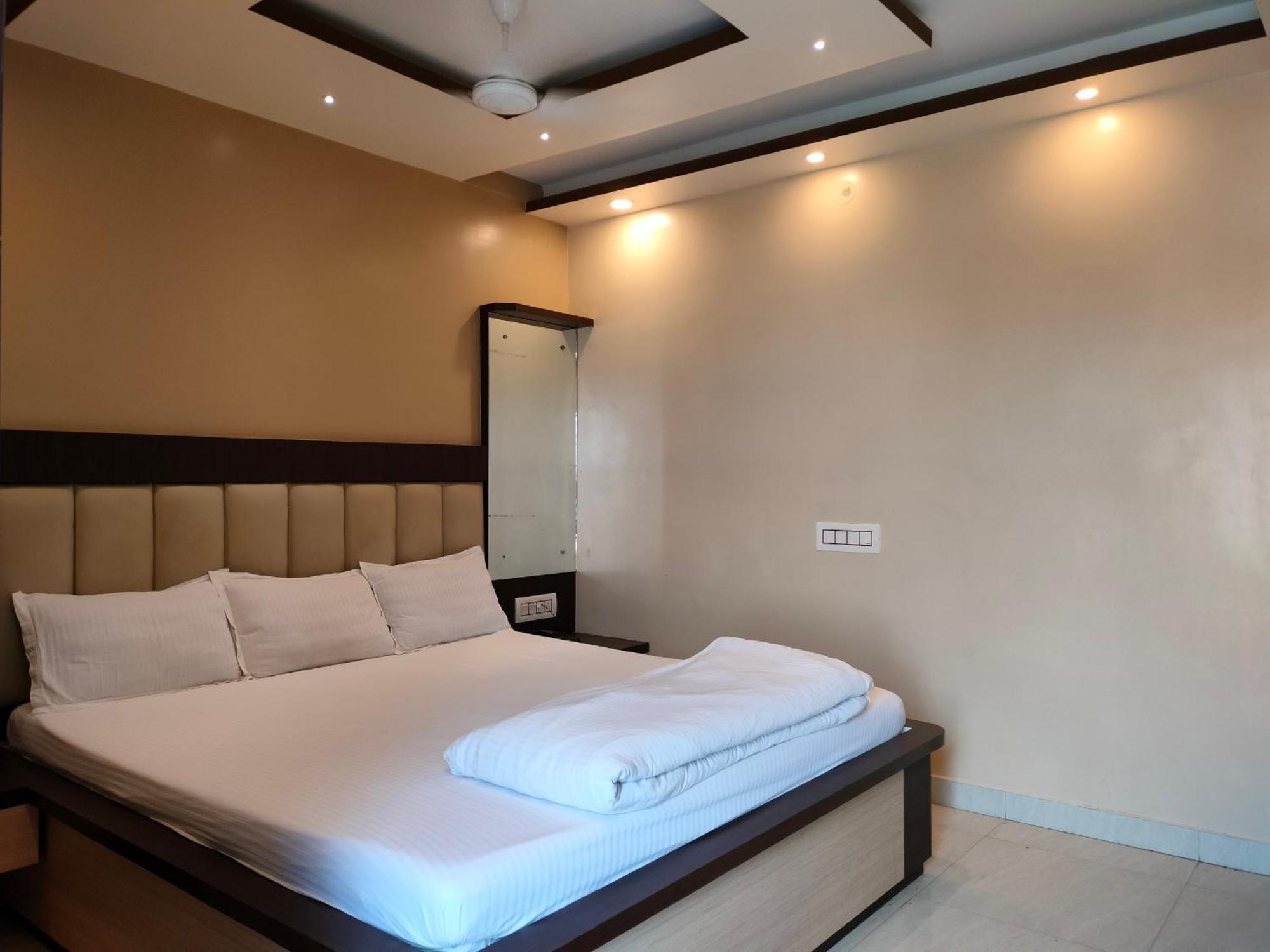 Hotel Binapani Deluxe 1 Tarapith Εξωτερικό φωτογραφία