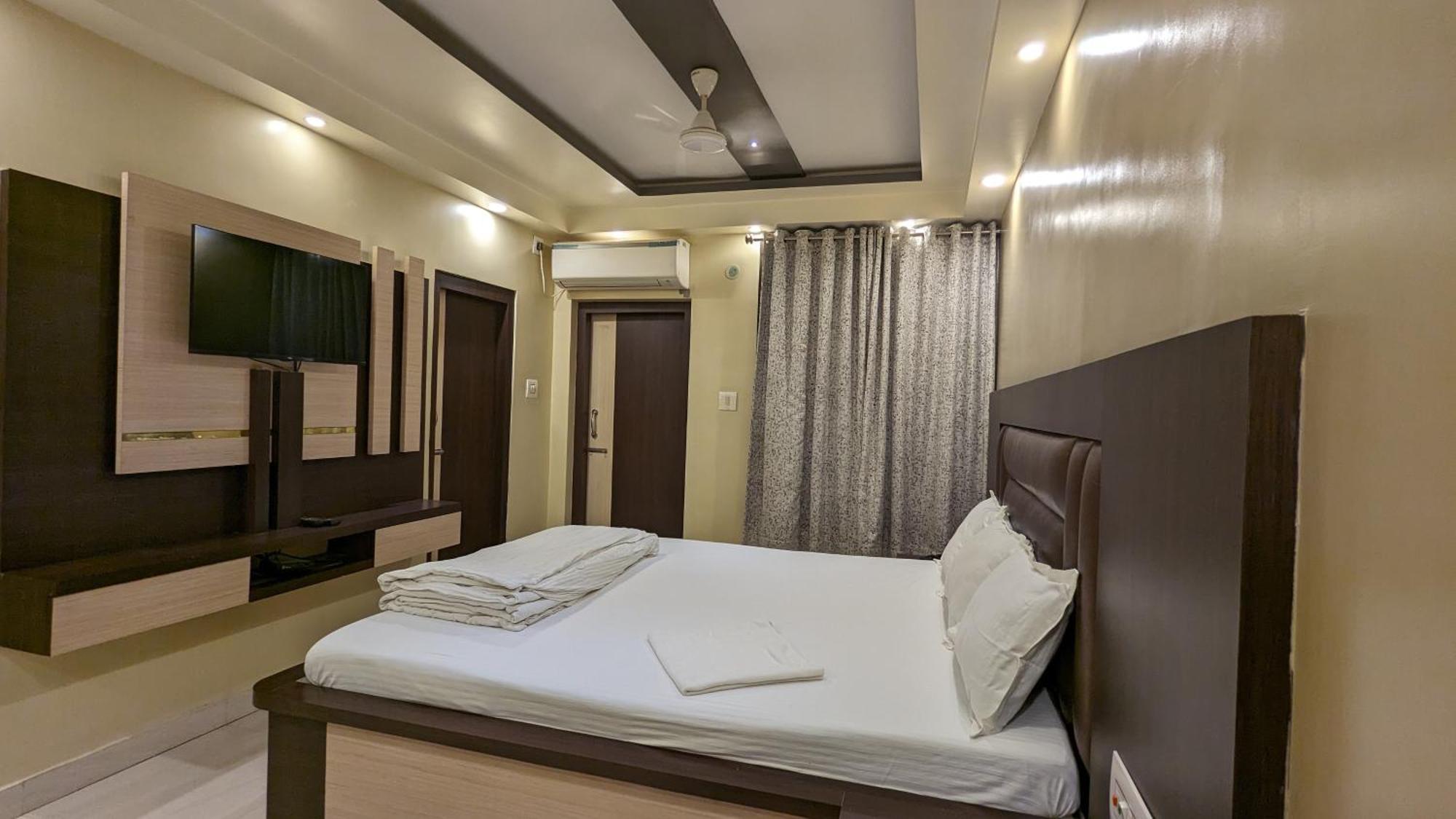 Hotel Binapani Deluxe 1 Tarapith Εξωτερικό φωτογραφία