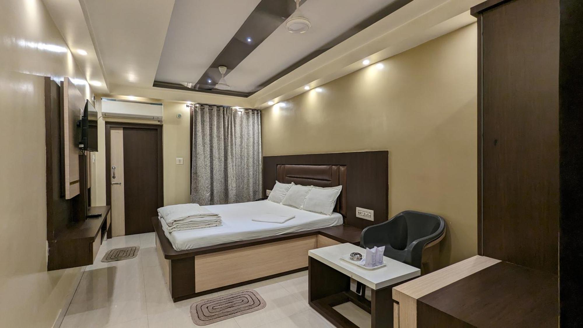 Hotel Binapani Deluxe 1 Tarapith Εξωτερικό φωτογραφία